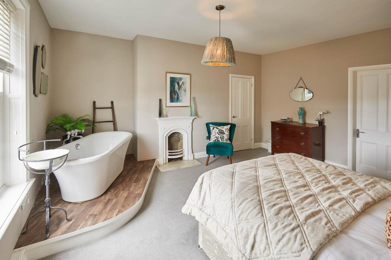 Host & Stay - One Mulgrave Place 휫비 외부 사진